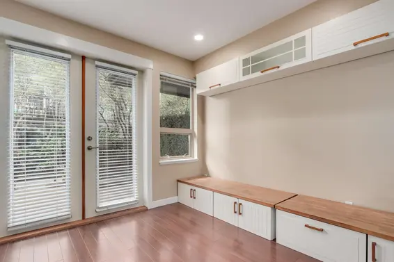 319 East 15 Street, North Vancouver For Sale - image 6