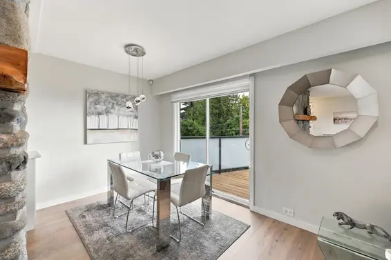 1103 Cloverley Street, North Vancouver For Sale - image 9