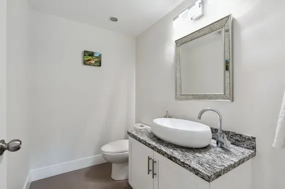 4425 Keith Road, West Vancouver For Sale - image 13