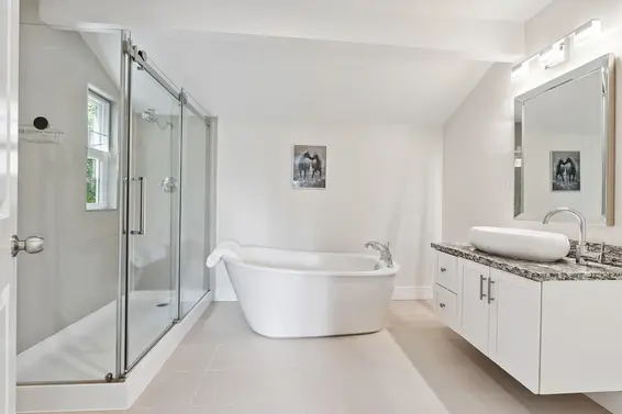 4425 Keith Road, West Vancouver For Sale - image 22