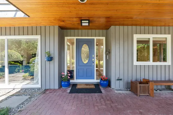 4425 Keith Road, West Vancouver For Sale - image 3