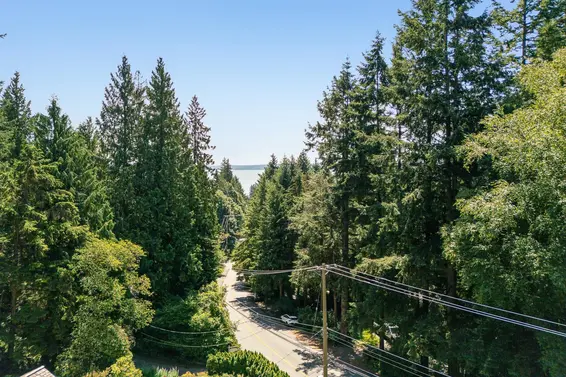 4425 Keith Road, West Vancouver For Sale - image 32