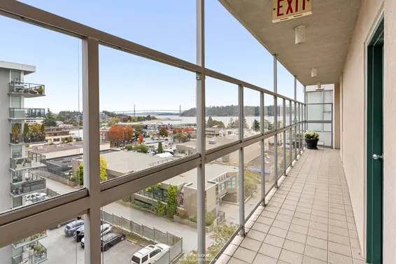 603 588 16th Street, West Vancouver For Sale - image 3