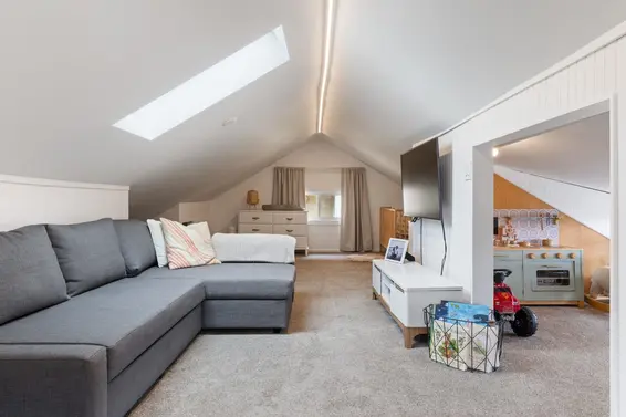 737-745 St. Andrews Avenue, North Vancouver For Sale - image 15