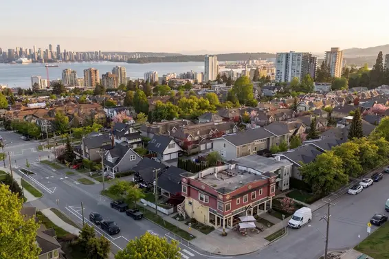 737-745 St. Andrews Avenue, North Vancouver For Sale - image 37
