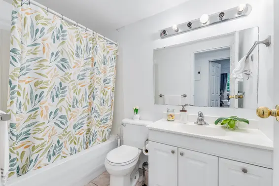 104 252 West 2nd Street, North Vancouver For Sale - image 18