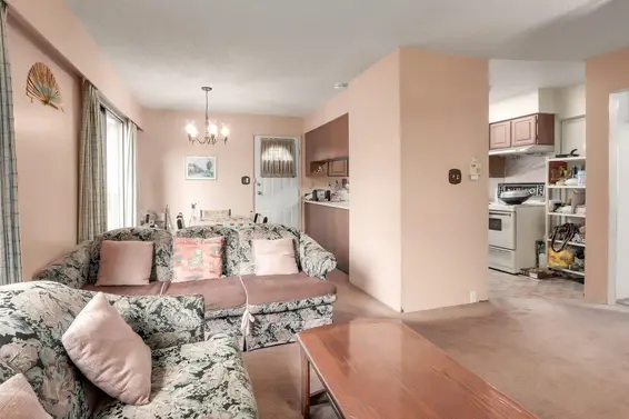 2027 Kirkstone Road, North Vancouver For Sale - image 17