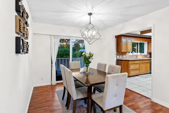 1549 Lynn Valley Road, North Vancouver For Sale - image 17