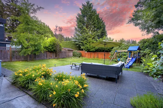 1549 Lynn Valley Road, North Vancouver For Sale - image 25