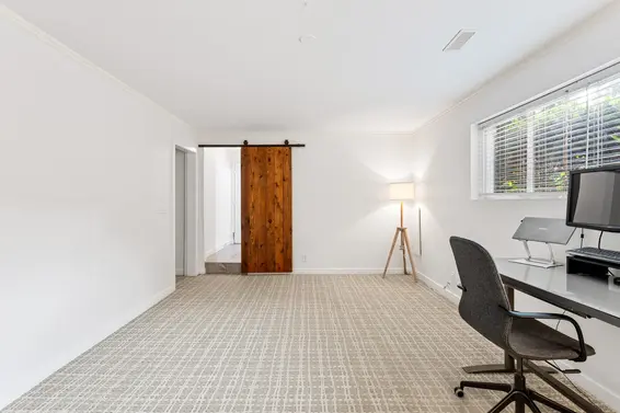 1549 Lynn Valley Road, North Vancouver For Sale - image 31