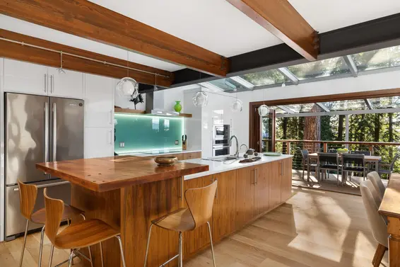 170 Sunset Drive, Lions Bay For Sale - image 2