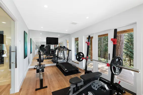 170 Sunset Drive, Lions Bay For Sale - image 33