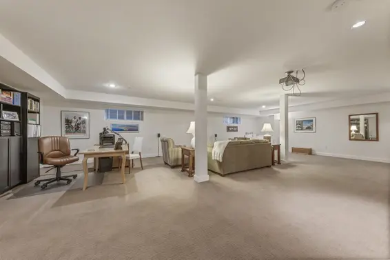 30 3750 Edgemont Boulevard, North Vancouver For Sale - image 16