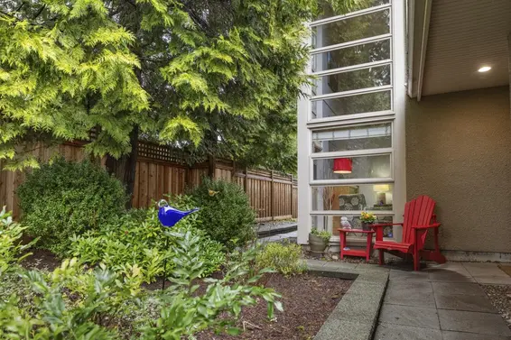 30 3750 Edgemont Boulevard, North Vancouver For Sale - image 23