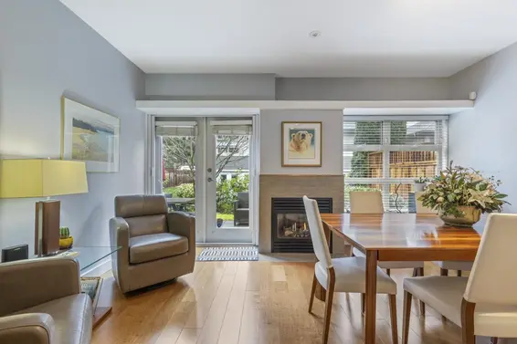 30 3750 Edgemont Boulevard, North Vancouver For Sale - image 3