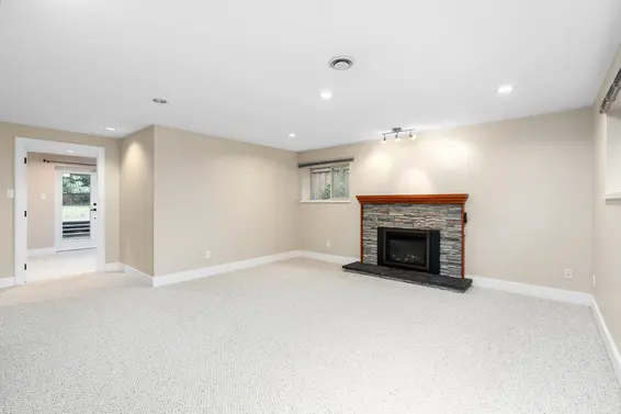 4793 Capilano Road, North Vancouver For Sale - image 19