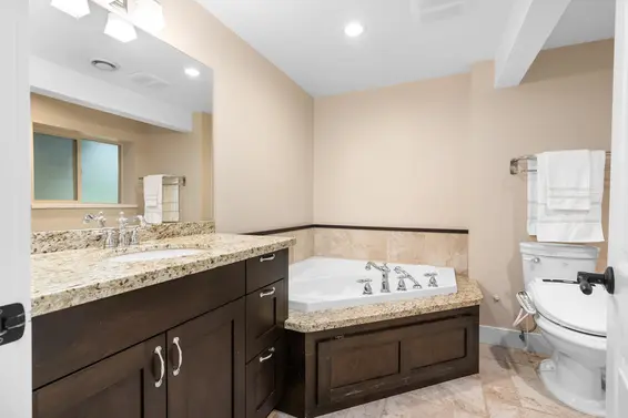 4793 Capilano Road, North Vancouver For Sale - image 28