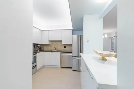 206 1340 Duchess Avenue, West Vancouver For Sale - image 12