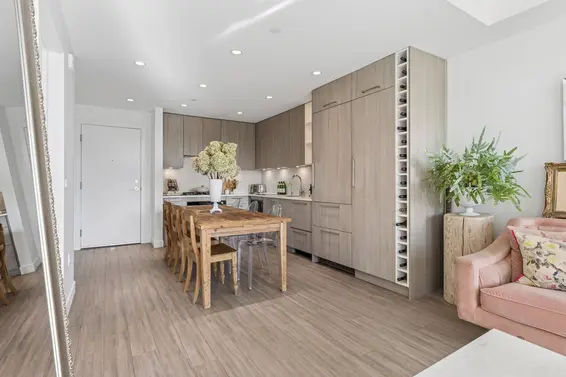307 707 East 3rd Street, North Vancouver For Sale - image 7