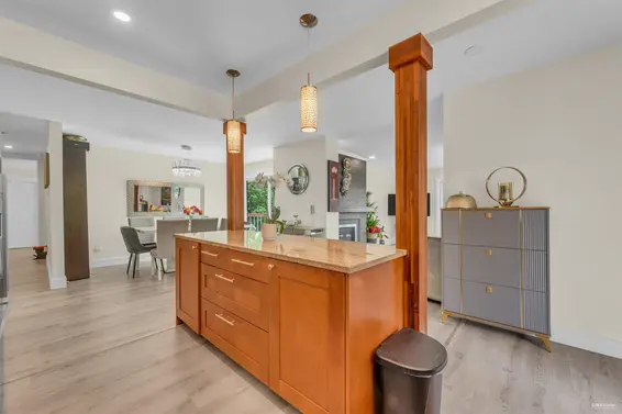 4875 Skyline Drive, North Vancouver For Sale - image 7