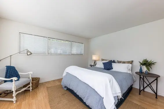 1140 Pinewood Crescent, North Vancouver For Sale - image 15