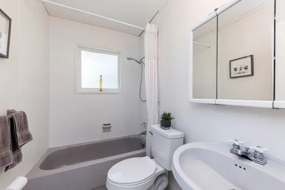 1140 Pinewood Crescent, North Vancouver For Sale - image 19