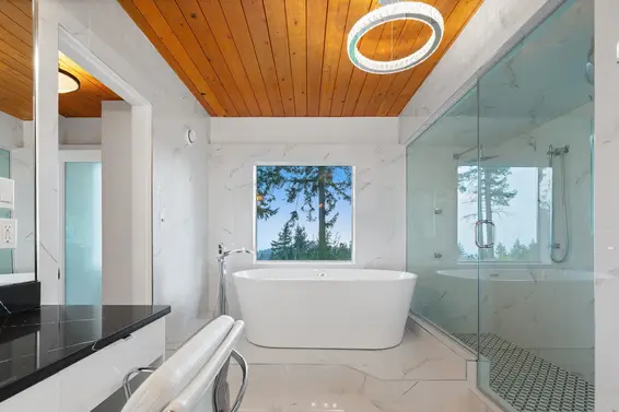 4514 Woodgreen Drive, West Vancouver For Sale - image 24
