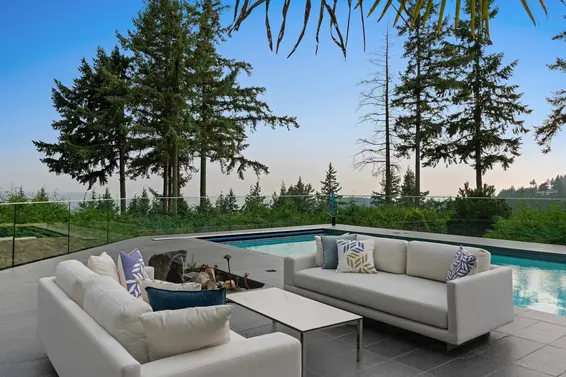 4514 Woodgreen Drive, West Vancouver For Sale - image 34