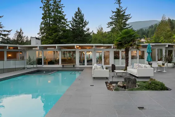 4514 Woodgreen Drive, West Vancouver For Sale - image 35