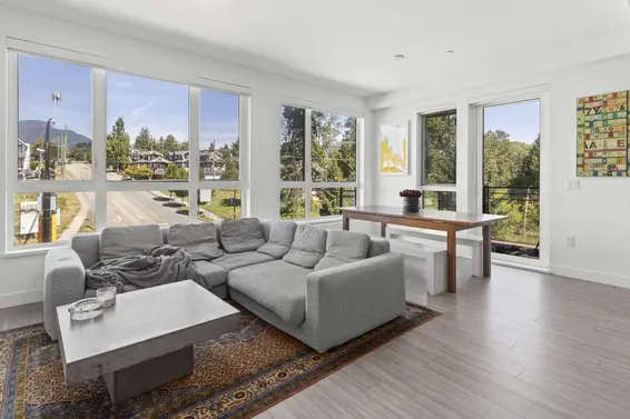 312 747 East 3rd Street, North Vancouver For Sale - image 2