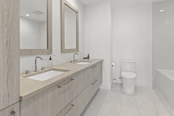 312 747 East 3rd Street, North Vancouver For Sale - image 21