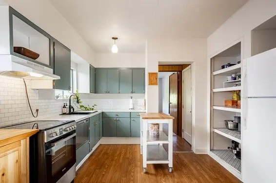 3446 Church Street, North Vancouver For Sale - image 2