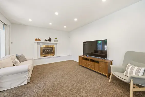 4063 Shone Road, North Vancouver For Sale - image 15