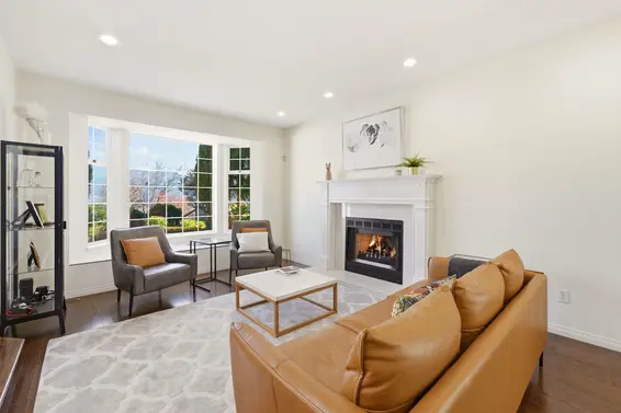 4063 Shone Road, North Vancouver For Sale - image 3