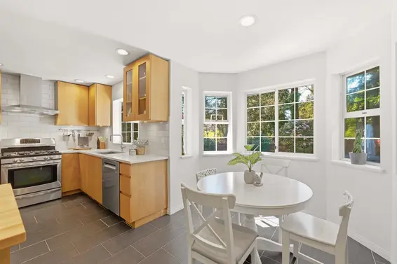 4063 Shone Road, North Vancouver For Sale - image 9