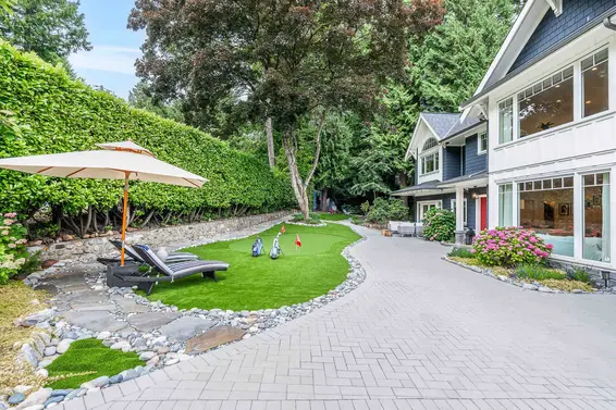 4710 Caulfeild Drive, West Vancouver