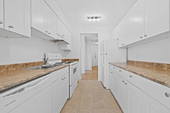 208 2024 Fullerton Avenue, North Vancouver For Sale - image 13