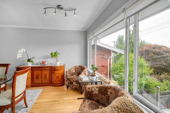 672 11th Street, West Vancouver For Sale - image 11