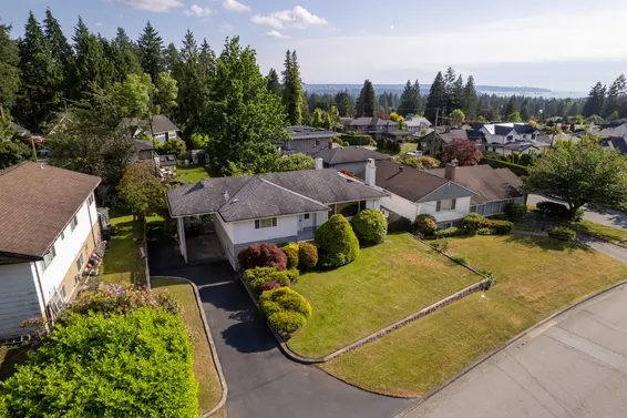 4097 Sunnycrest Drive, North Vancouver For Sale - image 5