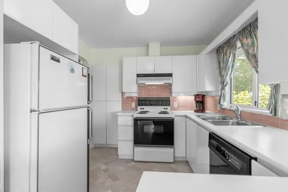 4097 Sunnycrest Drive, North Vancouver For Sale - image 8