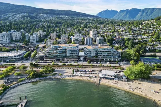 202 1331 Marine Drive, West Vancouver