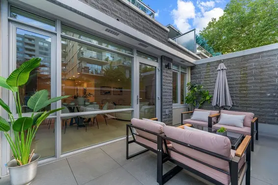 202 1331 Marine Drive, West Vancouver For Sale - image 35