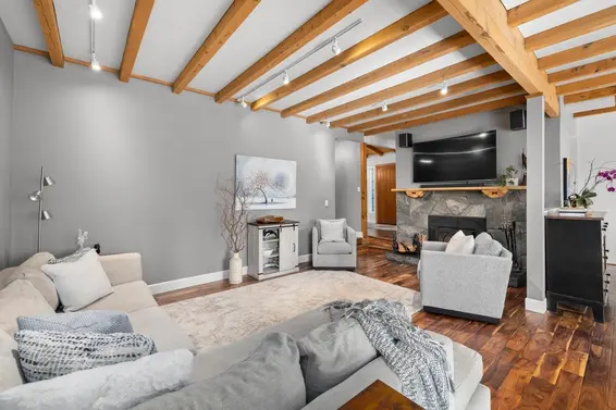 145 East Kensington Road, North Vancouver For Sale - image 10