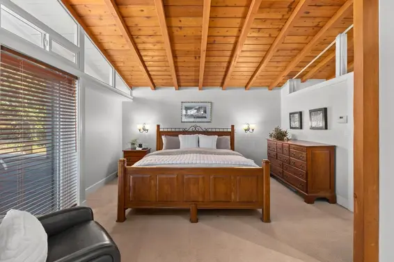 145 East Kensington Road, North Vancouver For Sale - image 25