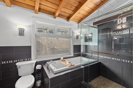 145 East Kensington Road, North Vancouver For Sale - image 27