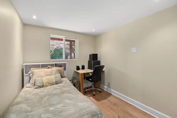 145 East Kensington Road, North Vancouver For Sale - image 34