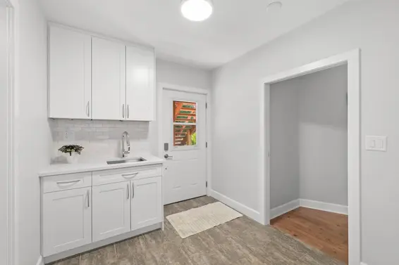 145 East Kensington Road, North Vancouver For Sale - image 36