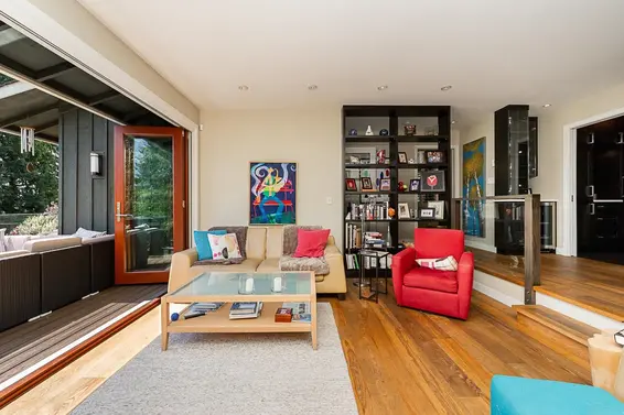 920 Adderley Street, North Vancouver For Sale - image 10