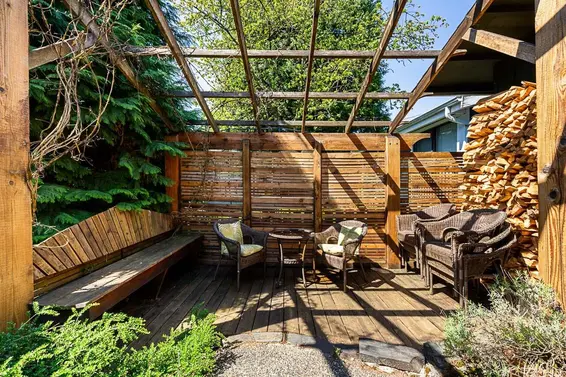 920 Adderley Street, North Vancouver For Sale - image 34