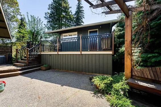 920 Adderley Street, North Vancouver For Sale - image 35